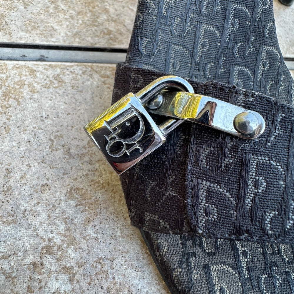 Vintage Dior Lock & Key Heels - Picture 13 of 16